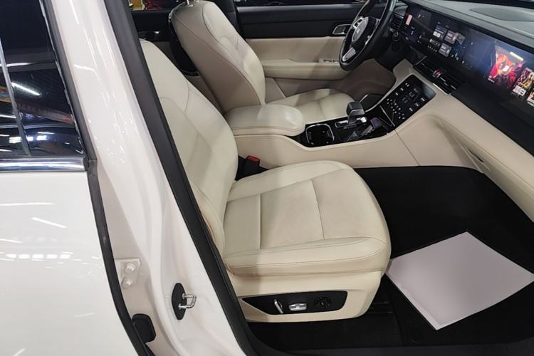 Used Li Auto ONE 2021 Extended-Range 6-Seater Version Right Front Seat