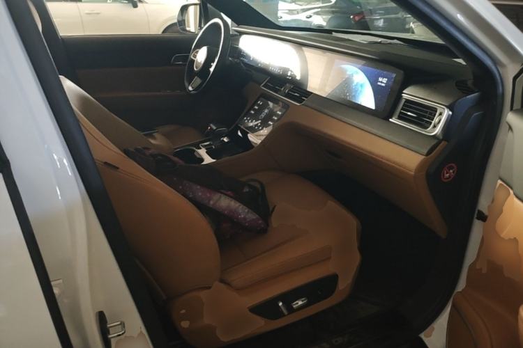 Used Li Auto ONE 2021 Extended-Range 6-Seater Version Right Front Seat