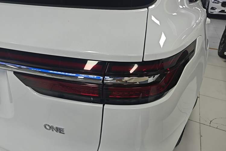 Used Li Auto ONE 2021 Extended-Range 6-Seater Version Right Rear Taillight