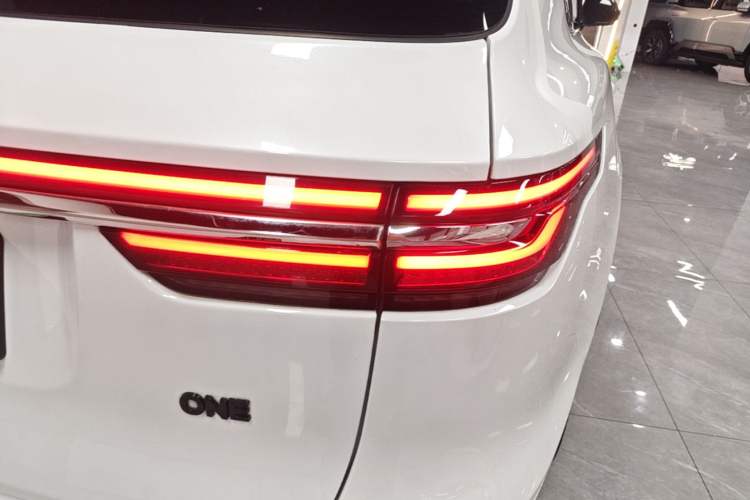 Used Li Auto ONE 2021 Extended-Range 6-Seater Version Right Rear Taillight