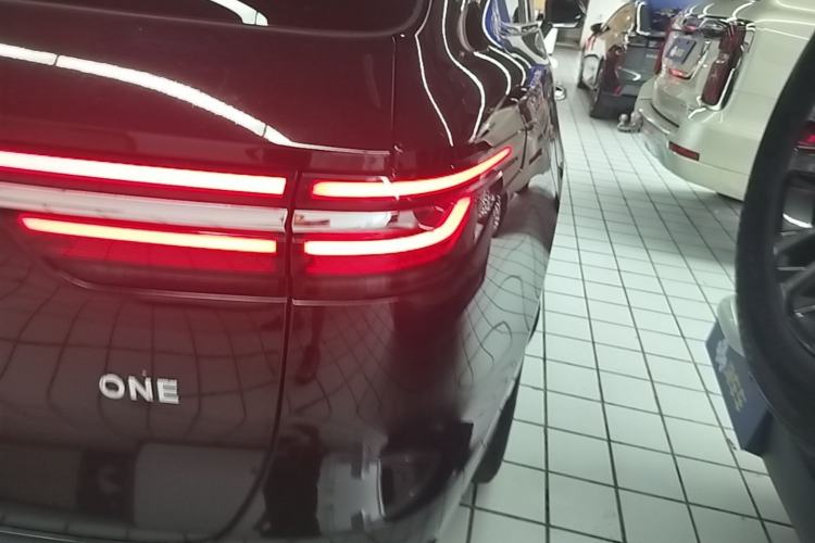 Used Li Auto ONE 2021 Extended-Range 6-Seater Version Right Rear Taillight