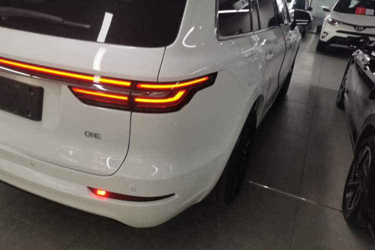 Used Li Auto ONE 2021 Extended-Range 6-Seater Version Right Rear Taillight