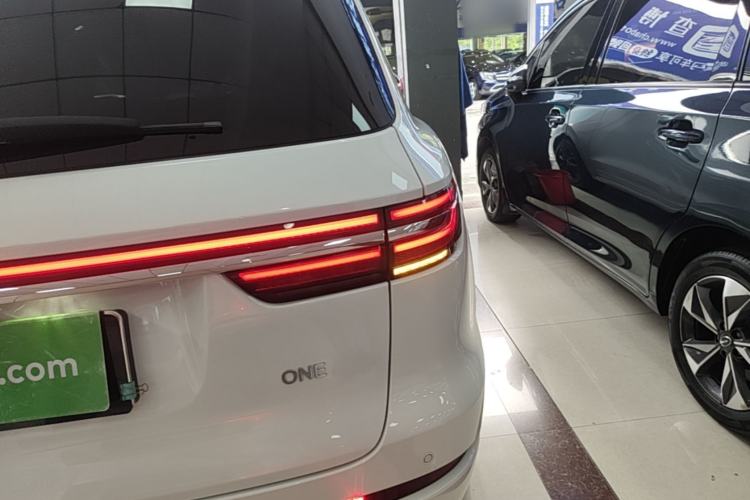 Used Li Auto ONE 2021 Extended-Range 6-Seater Version Right Rear Taillight