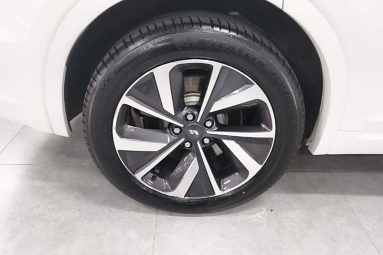 Used Li Auto ONE 2021 Extended-Range 6-Seater Version Right Rear Wheel Hub