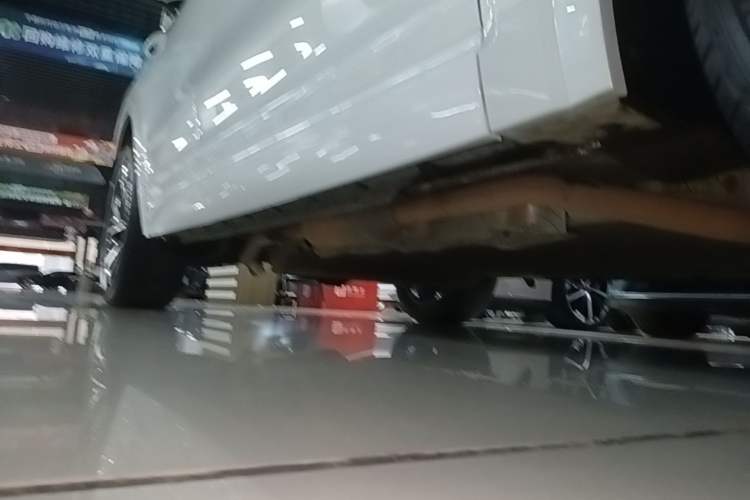 Used Li Auto ONE 2021 Extended-Range 6-Seater Version Right Side Sill