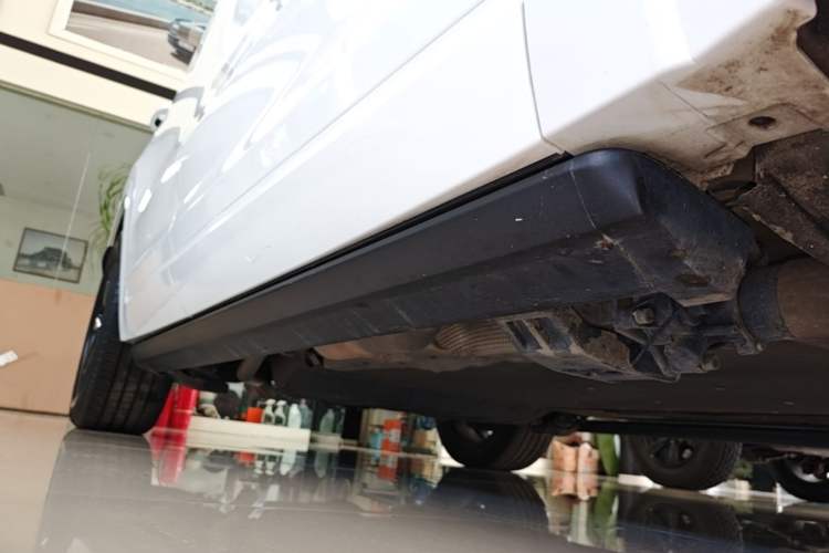 Used Li Auto ONE 2021 Extended-Range 6-Seater Version Right Side Sill