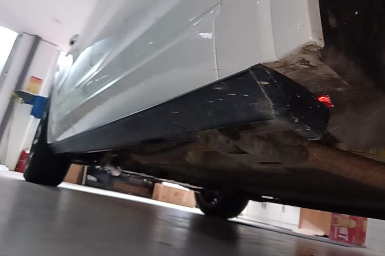 Used Li Auto ONE 2021 Extended-Range 6-Seater Version Right Side Sill