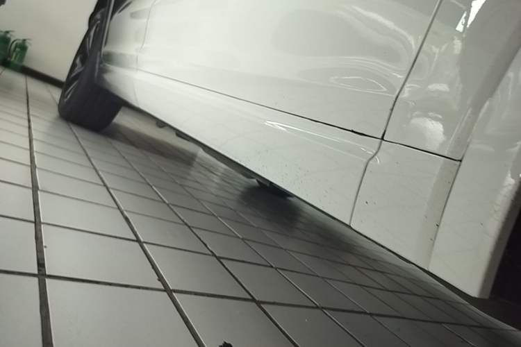 Used Li Auto ONE 2021 Extended-Range 6-Seater Version Right Side Sill