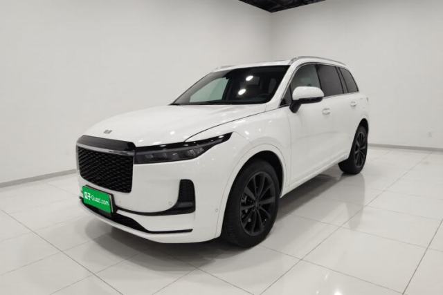 Ojetý Li Auto ONE 2021 Extended-Range 6-Seater Version