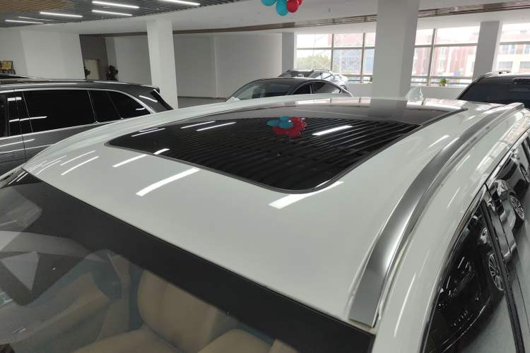 Used Li Auto ONE 2021 Extended-Range 6-Seater Version Roof