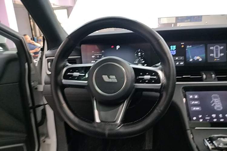Used Li Auto ONE 2021 Extended-Range 6-Seater Version Steering Wheel
