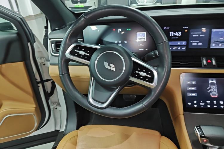 Used Li Auto ONE 2021 Extended-Range 6-Seater Version Steering Wheel