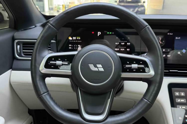 Used Li Auto ONE 2021 Extended-Range 6-Seater Version Steering Wheel