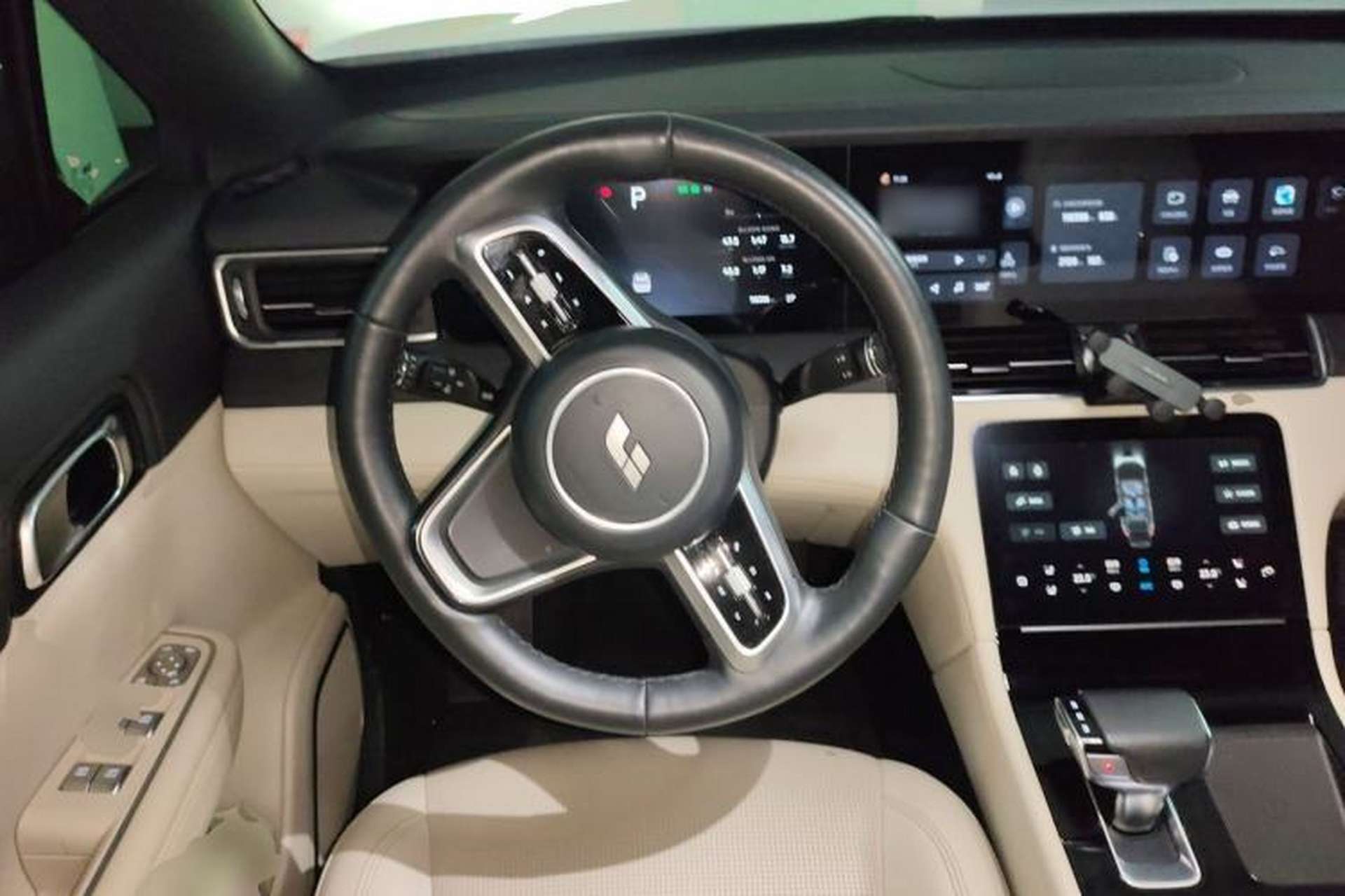 Used Li Auto ONE 2021 Extended-Range 6-Seater Version Steering Wheel