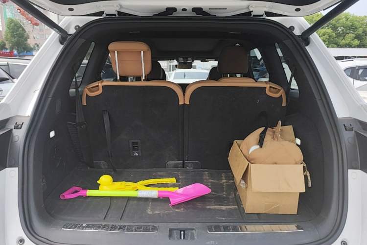 Used Li Auto ONE 2021 Extended-Range 6-Seater Version Trunk