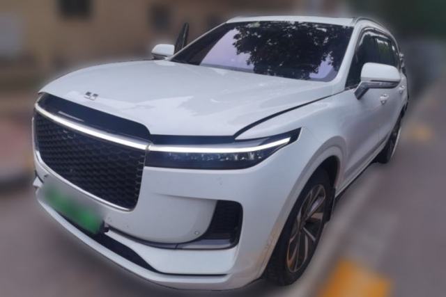 Li Auto ONE 2021 Extended-Range 6-Seater Version d’occasion