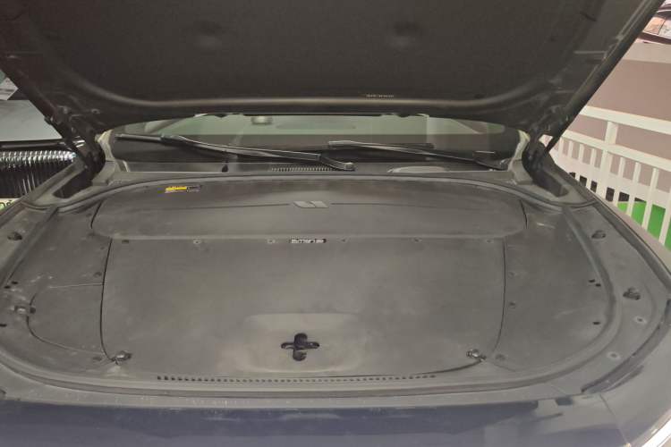 Used Li Auto ONE 2021 Extended-Range 6-Seater Version Engine Bay