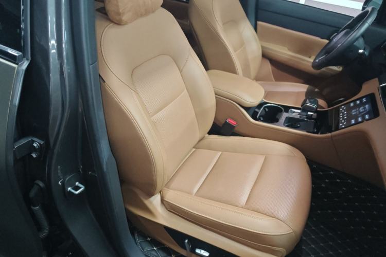 Used Li Auto ONE 2021 Extended-Range 6-Seater Version Right Front Seat
