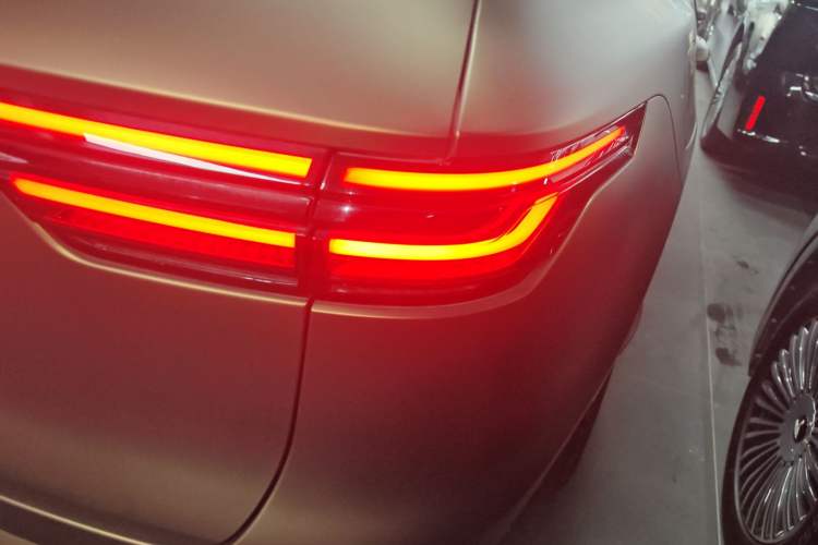 Used Li Auto ONE 2021 Extended-Range 6-Seater Version Right Rear Taillight