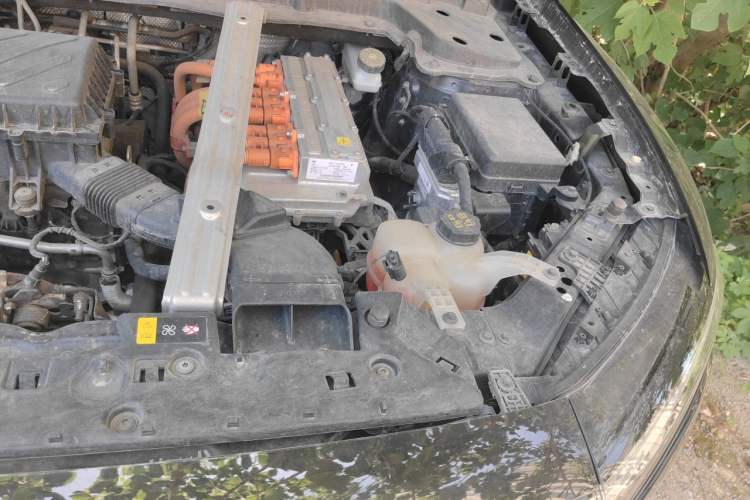 Used Li Auto ONE  Engine Bay Left