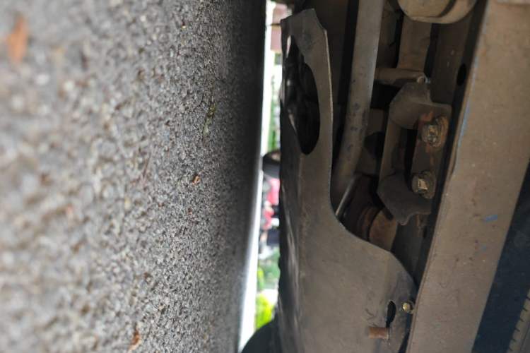 Used Lifan Auto 320 2011 1.3L CVT Deluxe Edition Chassis Front
