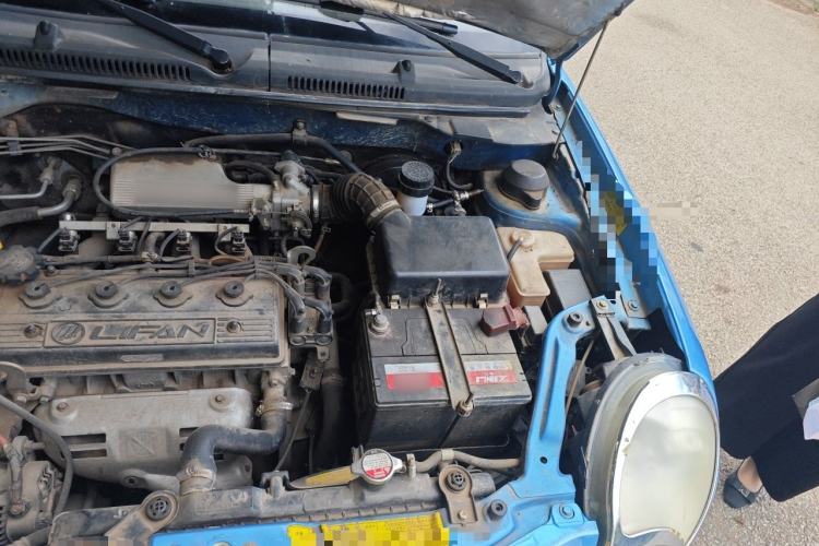 Used Lifan Auto 320 2011 1.3L CVT Deluxe Edition Engine Bay Left
