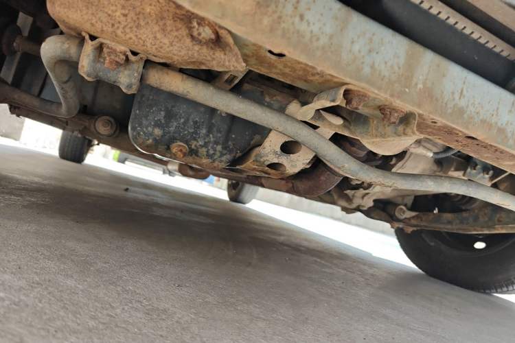 Used Lifan Auto 320 2012 Champion Edition 1.3L Manual CoolDrive Model Chassis Front