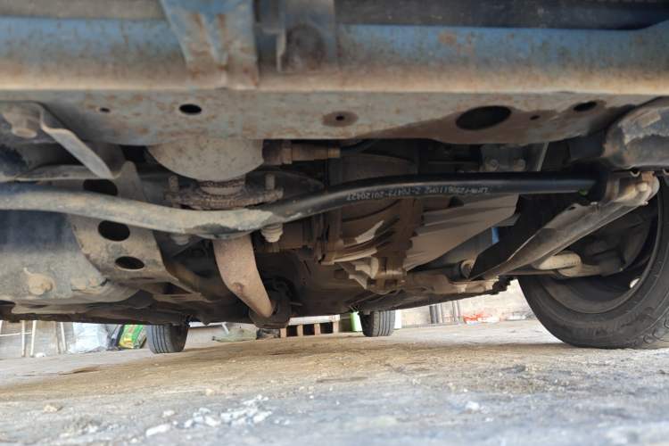Used Lifan Auto 320 2012 Champion Edition 1.3L Manual CoolDrive Model Chassis Front