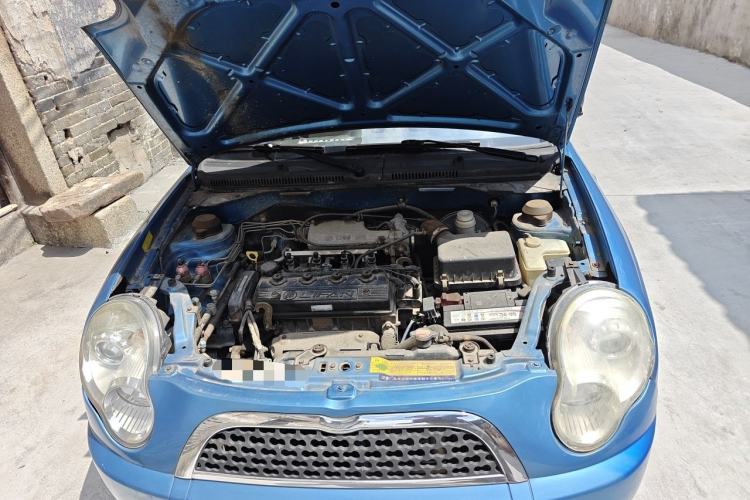Used Lifan Auto 320 2012 Champion Edition 1.3L Manual CoolDrive Model Engine Bay