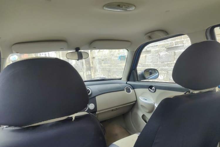 Used Lifan Auto 320 2012 Champion Edition 1.3L Manual CoolDrive Model Headliner