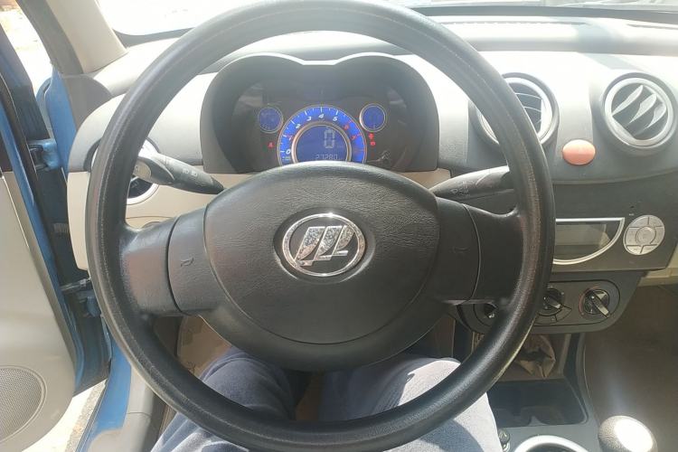 Used Lifan Auto 320 2012 Champion Edition 1.3L Manual CoolDrive Model Steering Wheel