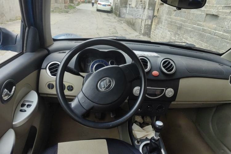 Used Lifan Auto 320 2012 Champion Edition 1.3L Manual CoolDrive Model Steering Wheel