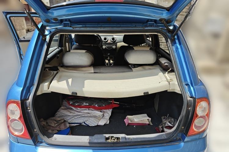 Used Lifan Auto 320 2012 Champion Edition 1.3L Manual CoolDrive Model Trunk