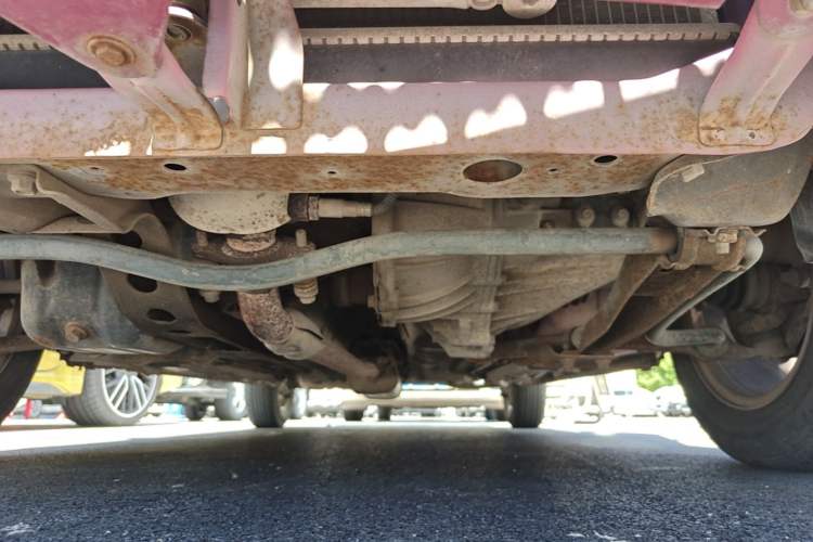 Used Lifan Auto 320 2012 Champion Edition 1.3L Manual CoolDrive Model Chassis Front