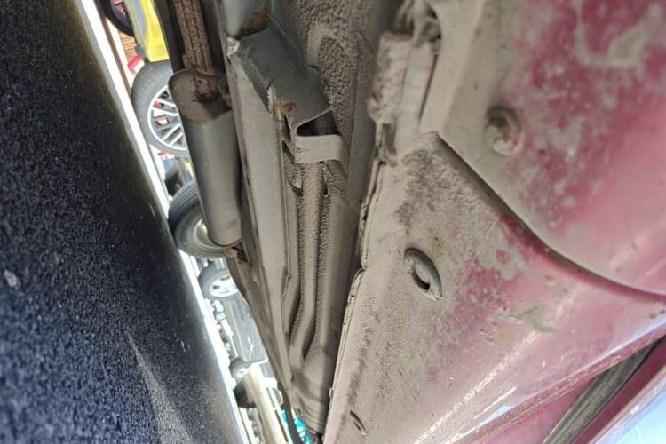 Used Lifan Auto 320 2012 Champion Edition 1.3L Manual CoolDrive Model Chassis Front Left