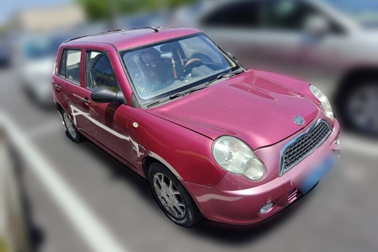 Used Lifan Auto 320 2012 Champion Edition 1.3L Manual CoolDrive Model Front Right 45 Deg