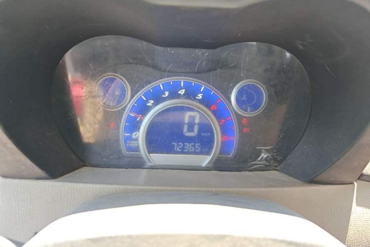 Used Lifan Auto 320 2012 Champion Edition 1.3L Manual CoolDrive Model Odometer Close Up