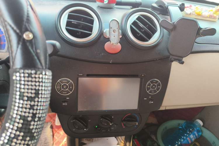 Used Lifan Auto 320 2012 Champion Edition 1.3L CVT Flagship Model Audio And AC Panel