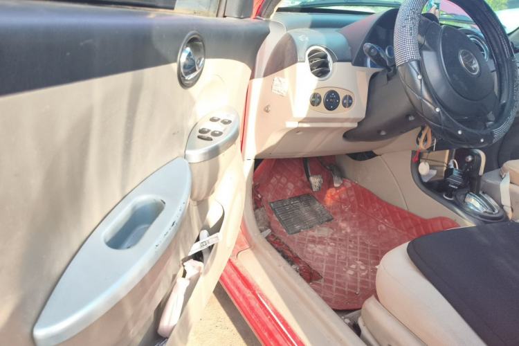 Used Lifan Auto 320 2012 Champion Edition 1.3L CVT Flagship Model Driver Seat