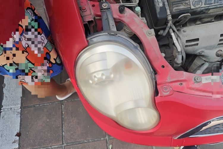 Used Lifan Auto 320 2012 Champion Edition 1.3L Manual Cool Leap Model Right Front Headlight