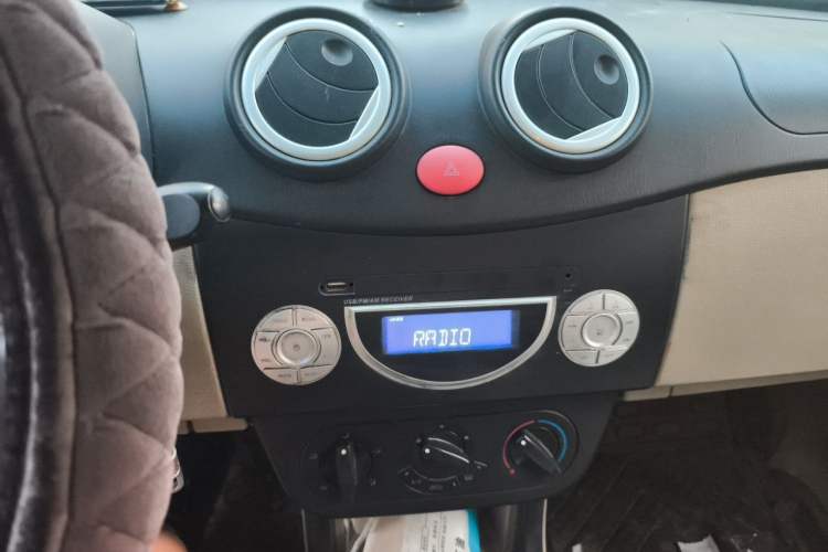Used Lifan Auto 320 2012 Champion Edition 1.3L Manual Cool Leap Model Audio And AC Panel