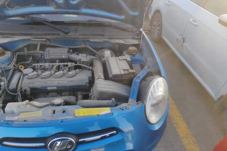 Used Lifan Auto 330 2014 1.3L Manual Comfort Version Engine Bay Left