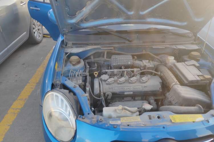 Used Lifan Auto 330 2014 1.3L Manual Comfort Version Engine Bay Right