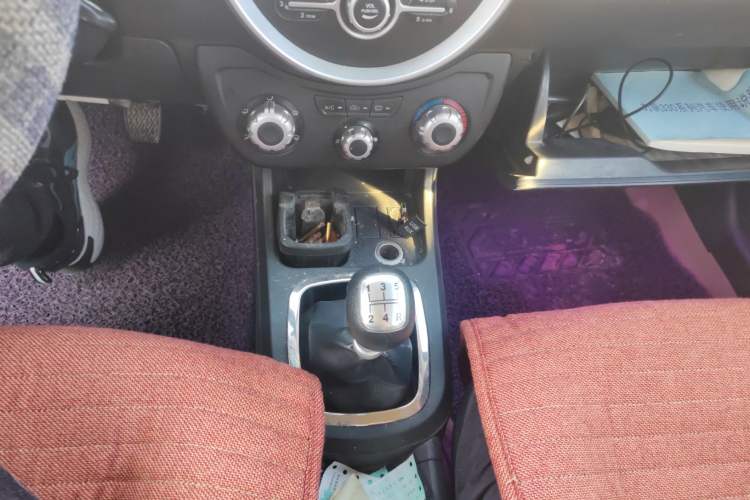Used Lifan Auto 330 2014 1.3L Manual Comfort Version Gear Lever