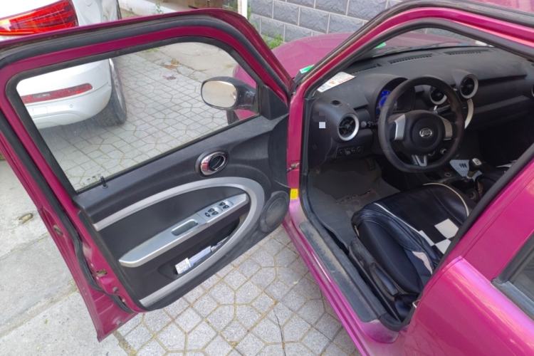 Used Lifan Auto 330 2014 1.3L Manual Standard Edition Driver Seat