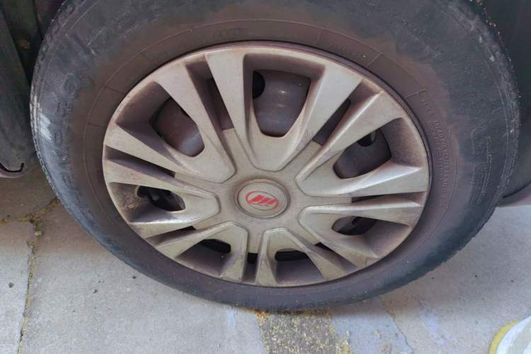 Used Lifan Auto 330 2014 1.3L Manual Standard Edition Right Front Wheel Hub
