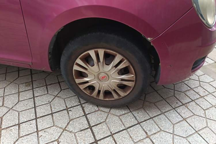 Used Lifan Auto 330 2014 1.3L Manual Standard Edition Right Front Wheel Hub