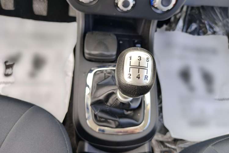 Used Lifan Auto 330 2014 1.3L Manual Comfort Version Gear Lever