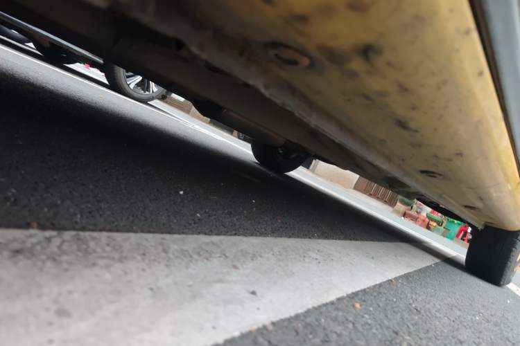 Used Lifan Auto 330 2014 1.3L Manual Standard Edition Chassis Front Left