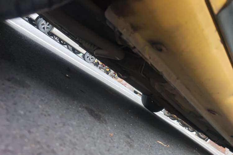 Used Lifan Auto 330 2014 1.3L Manual Standard Edition Chassis Rear Right
